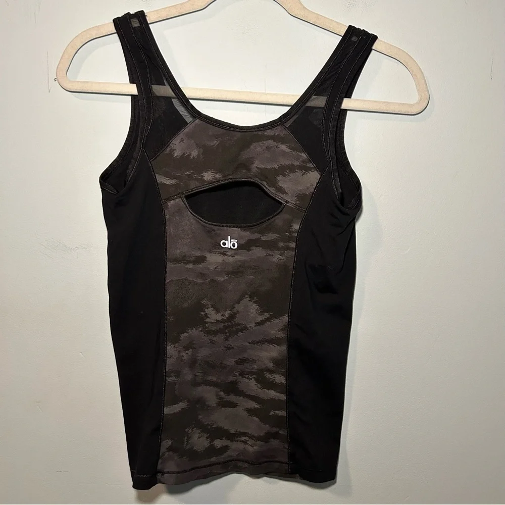 Alo Yoga Black & Gray Camo Athletic Tank Top Size Small